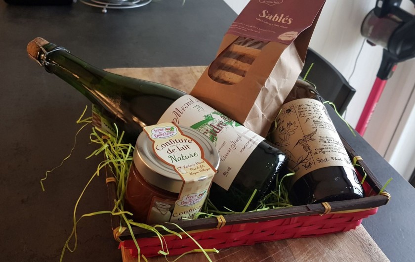 Location de vacances - Gîte à Bourguenolles - Panier d'accueil