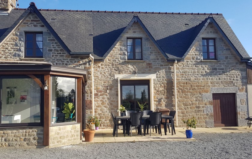 Location de vacances - Gîte à Bourguenolles - Terrasse avant