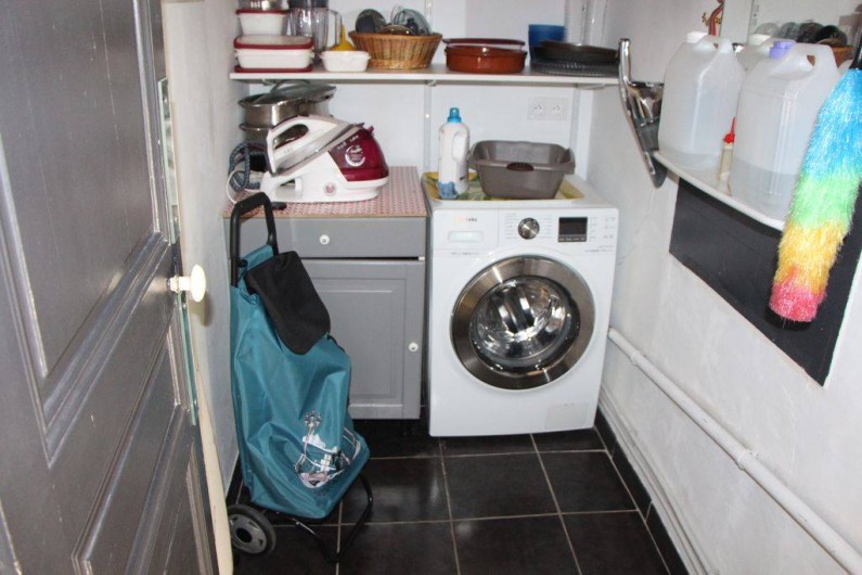 Location de vacances - Appartement à Hyères - Buanderie