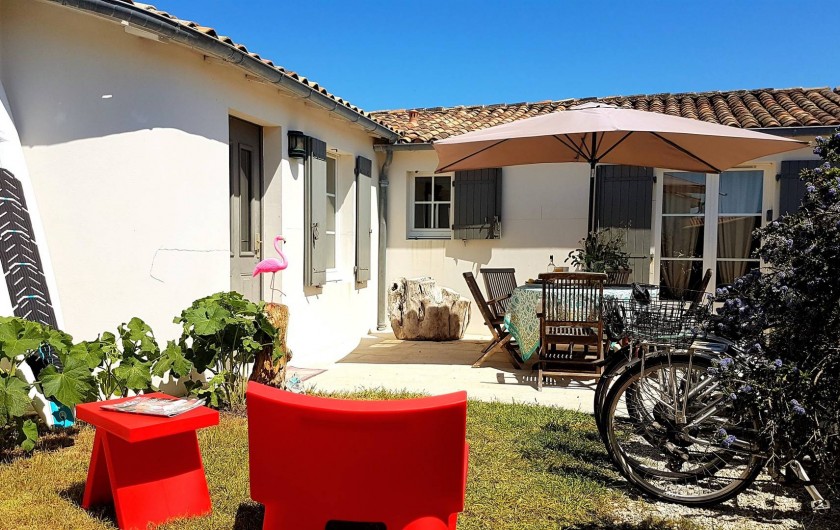 Location de vacances - Maison - Villa à Saint-Clément-des-Baleines - cour interieure villa Re privative de 6/8 personnes