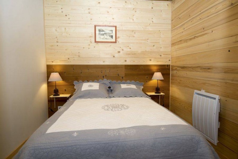 Location de vacances - Gîte à Saint-Pierre-de-Chartreuse - Chambre 2 au 1er étage (lit 2 personnes)