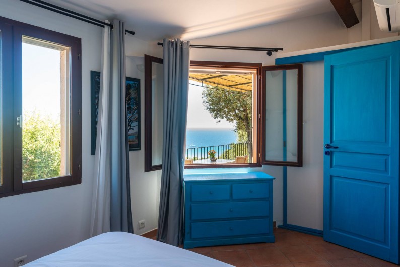 Location de vacances - Maison - Villa à Porto-Vecchio - Mini-villa (1 à 4 pers) Chambre avec lit double de 160 x 200 cm