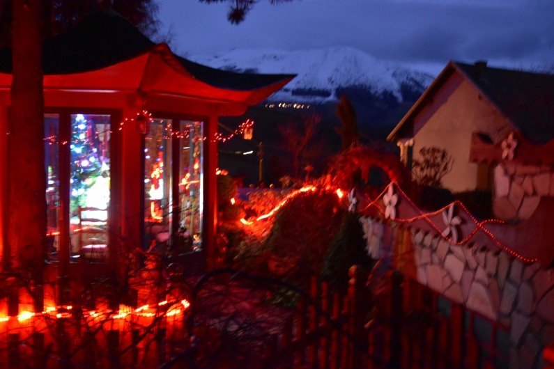 Location de vacances - Villa à Pierre-Châtel - Maison de thé avec ses illuminations
