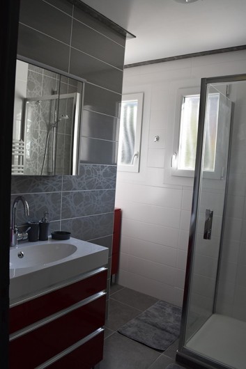 Location de vacances - Villa à Pierre-Châtel - Salle de Bain