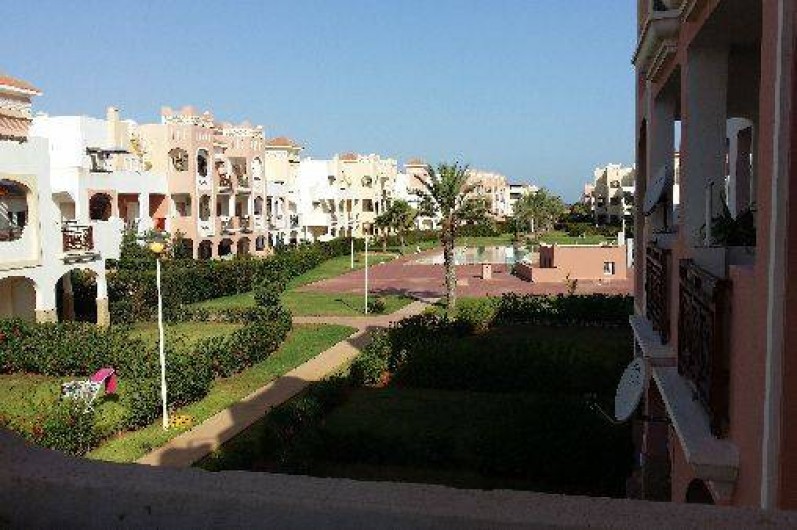 Location de vacances - Appartement à Saïdia - vue sur la piscine de notre terrasse