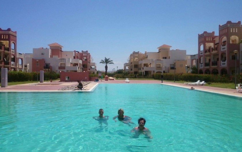 Location de vacances - Appartement à Saïdia - grande piscine