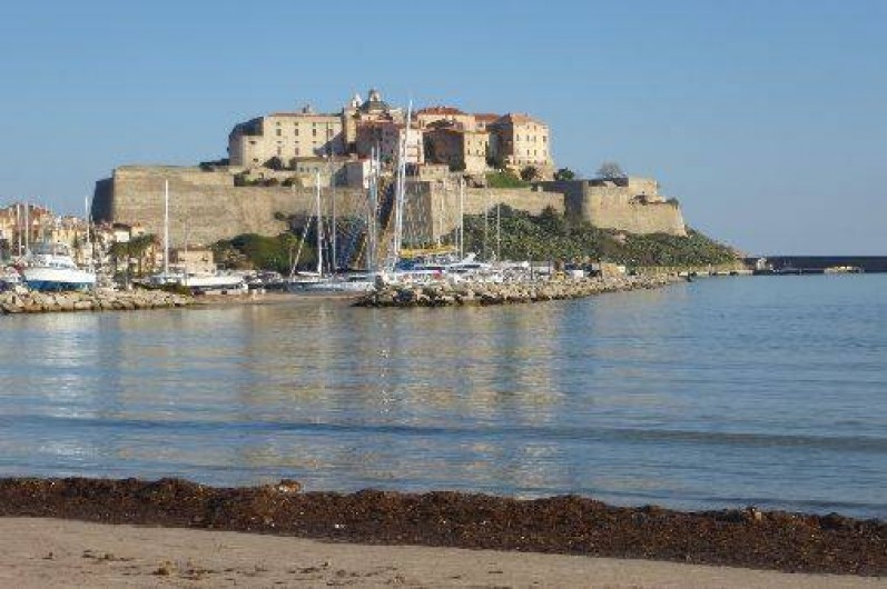 Location de vacances - Appartement à Lumio