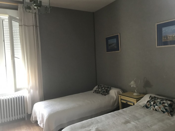 Location de vacances - Villa à Châtelaillon-Plage - 3em chambre identique à la seconde (2lits de 90cm ou assemblables en 1 de 1,8m)