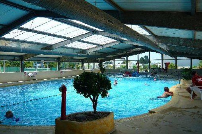 Location de vacances - Camping à La Palmyre - Piscine intérieur chauffée