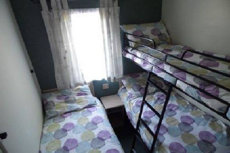 Location de vacances - Camping à La Palmyre - Chambre enfants : 3 couchages modulables