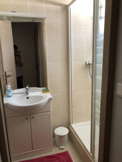 Location de vacances - Maison - Villa à Propriano - SALLE DE BAINS REZ DE CHAUSSEE AVEC DOUCHE