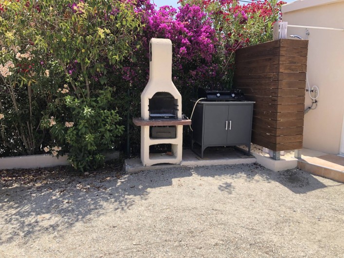 Location de vacances - Maison - Villa à Propriano - BARBECUE - PLANCHA  ET DOUCHE EXTERIEURE