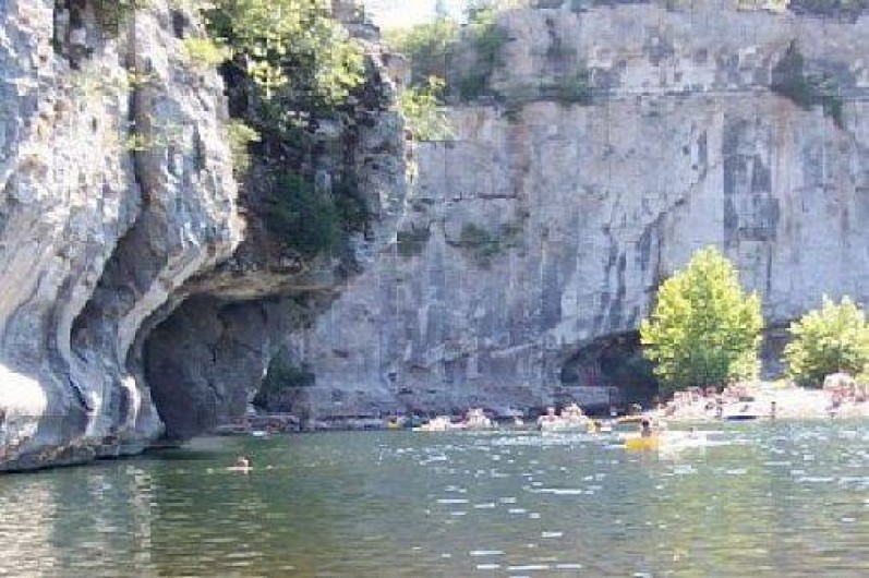 Location de vacances - Villa à Les Salelles - baignade à proximité