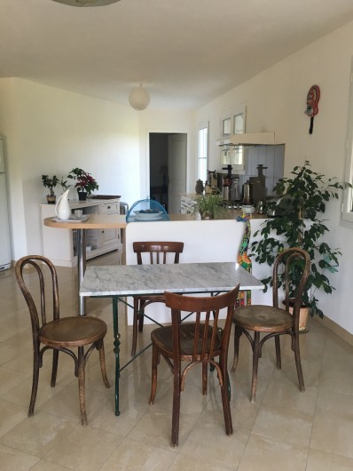 Location de vacances - Villa à Les Salelles - Salle à manger