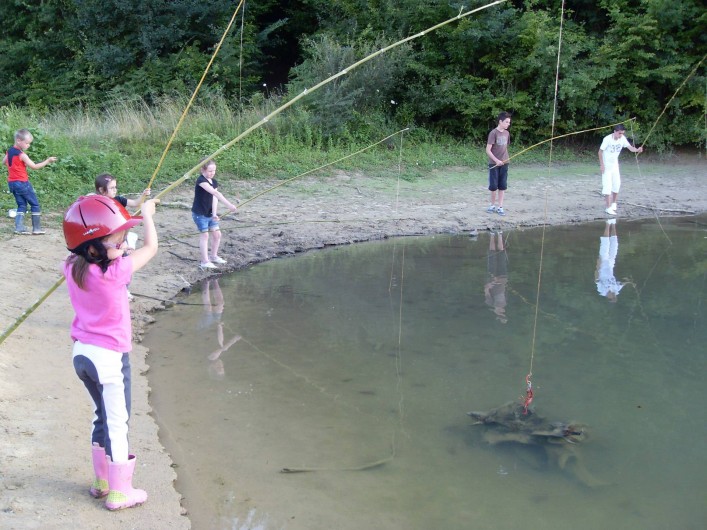 Location de vacances - Gîte à Brugnac - pèche aux écrevisses à 5mn à pied