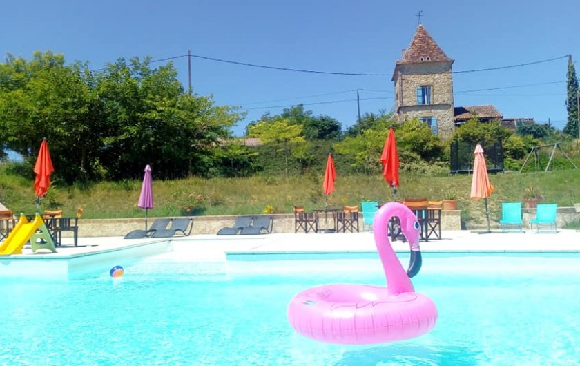 Location de vacances - Gîte à Brugnac - Espace piscine clôturé.