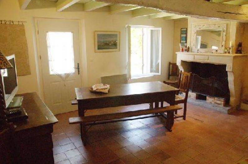 Location de vacances - Gîte à Guitres - Pièce a vivre 
Gite Gabarre 