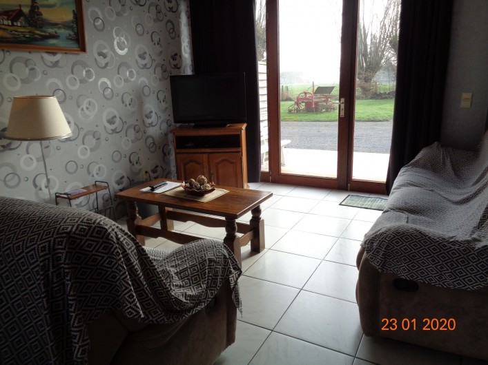 Location de vacances - Gîte à Houthem - salon avec tv et internet