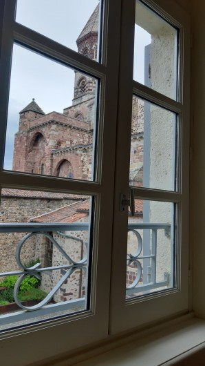 Location de vacances - Gîte à Brioude - vue des chambres