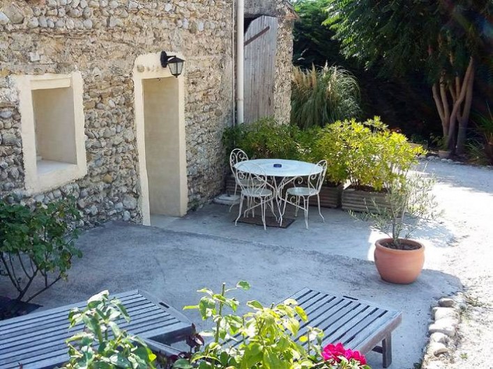 Location de vacances - Gîte à Cairanne - Gîte Le Cerisier Terrasse
