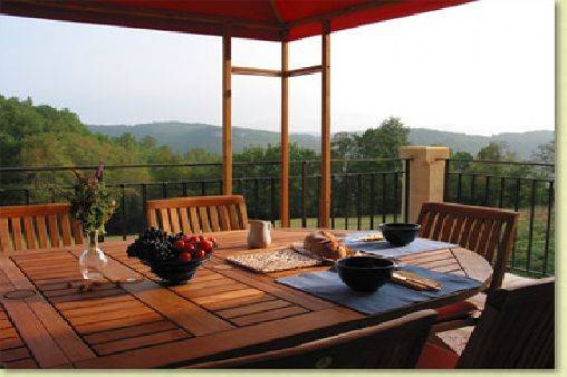 Location de vacances - Gîte à Saint-Cybranet - terrasse nord