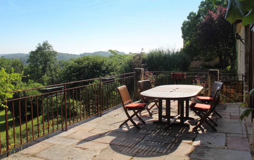Location de vacances - Gîte à Saint-Cybranet - terrasse nord vue dominante