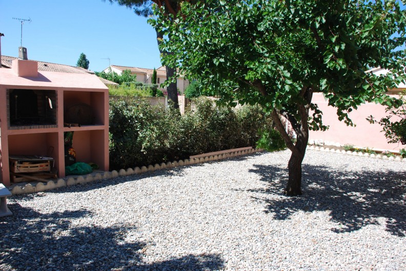 Location de vacances - Villa à La Londe-les-Maures - Barbecue