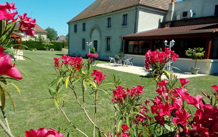 Location de vacances - Maison - Villa à Beaujeu-Saint-Vallier-Pierrejux-et-Quitteur - Le parc