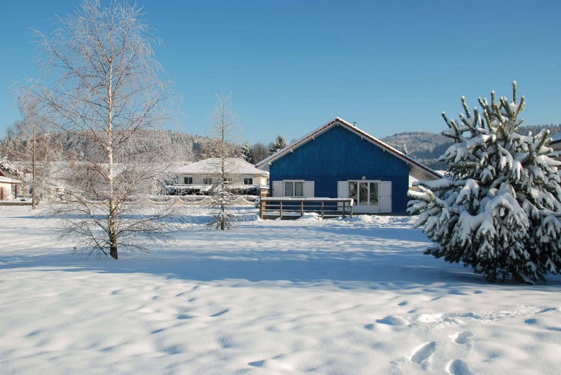 Location de vacances - Chalet à Saint-Léonard - Façade Ouest, côté jardin