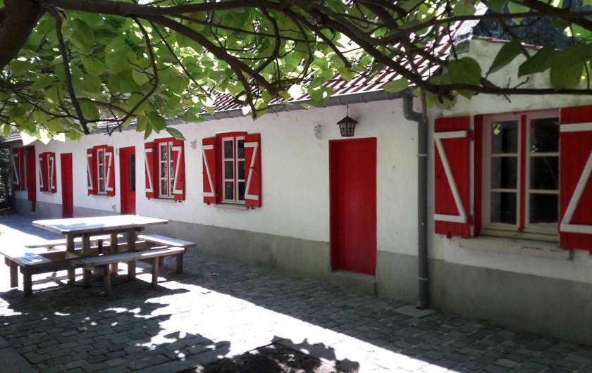 Location de vacances - Gîte à Saint-Quentin-en-Tourmont - La Muche de l'extérieur