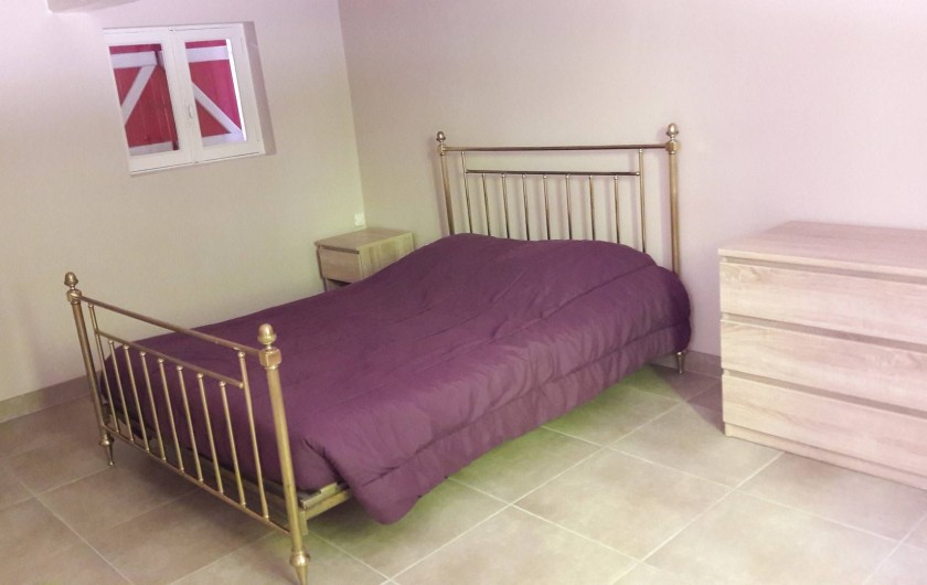 Location de vacances - Gîte à Saint-Quentin-en-Tourmont - Chambre au rez de chaussée