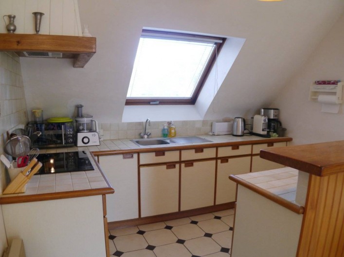 Location de vacances - Maison - Villa à Fouesnant - Cuisine équipée ouverte