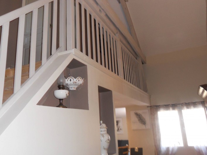 Location de vacances - Maison - Villa à Manosque - Escalier accès chambre