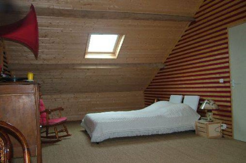 Location de vacances - Villa à Saint-Sulpice-les-Champs - SUITE ETAGE