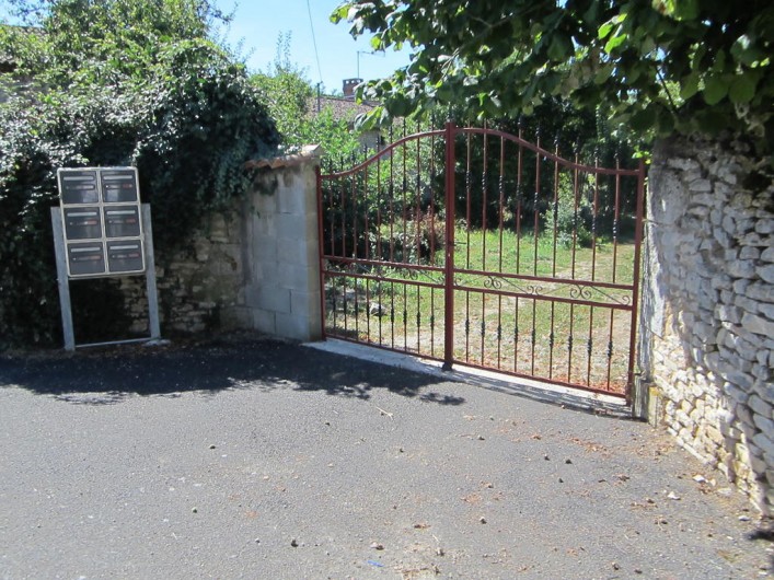 Location de vacances - Chambre d'hôtes à Saint-Jean-de-Sauves