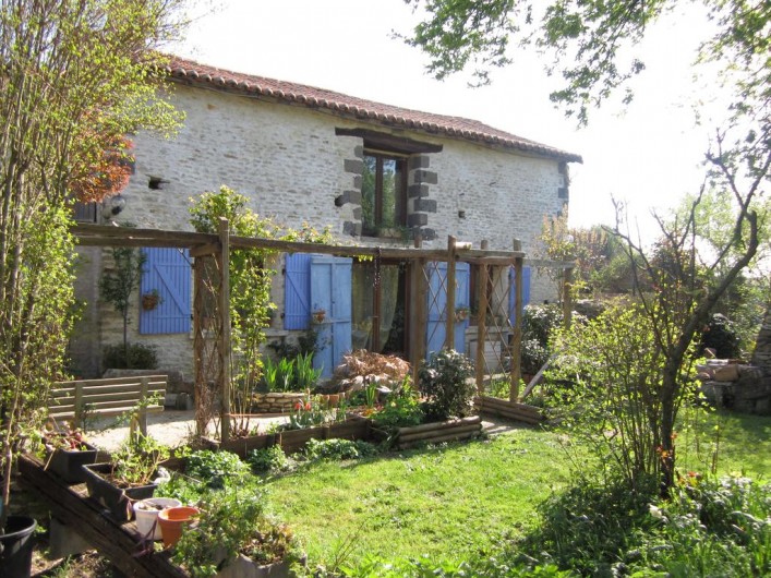 Location de vacances - Chambre d'hôtes à Saint-Jean-de-Sauves