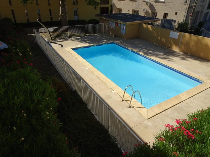 Location de vacances - Appartement à Aigues-Mortes - Piscine