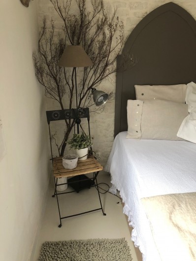 Location de vacances - Villa à Porto-Vecchio - chambre en bas détail