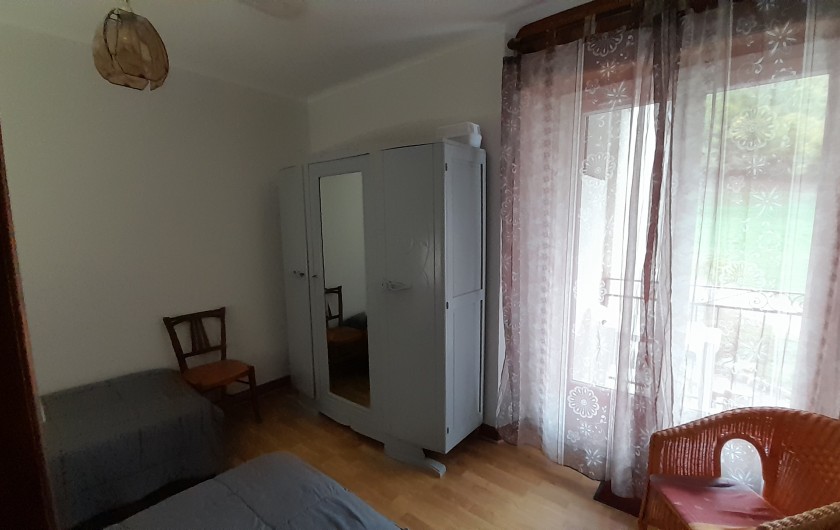 Location de vacances - Appartement à Esterre - chambre coté sud N°4