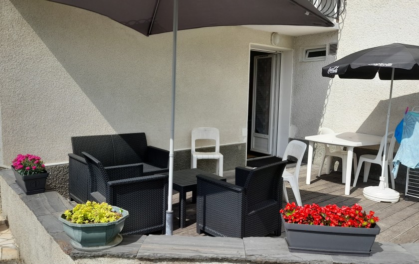 Location de vacances - Appartement à Esterre - Terrasse privée N°1