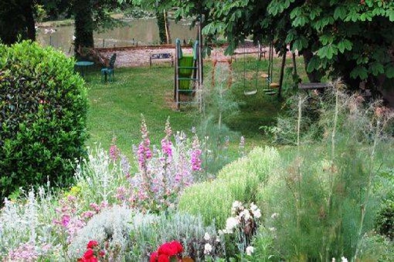 Location de vacances - Chambre d'hôtes à Habas - Accès au terrain de jeux