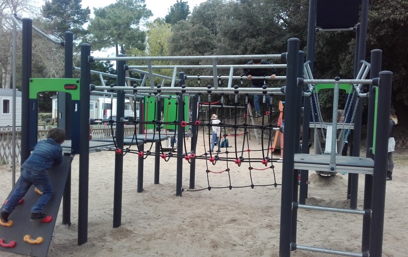 Location de vacances - Camping à Saint-Jean-de-Monts - aire de jeux