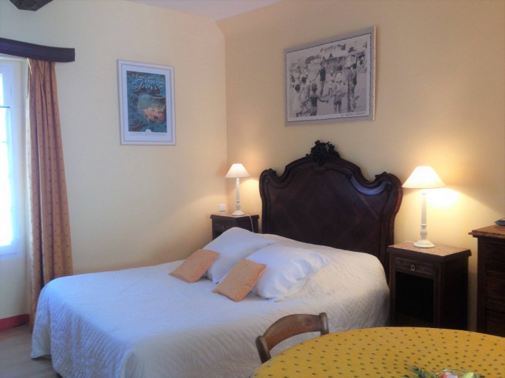 Location de vacances - Chambre d'hôtes à Grasse - La suite des oliviers.