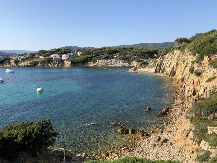 Location de vacances - Studio à Sanary-sur-Mer - La Plage