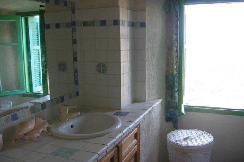Location de vacances - Maison - Villa à Sari-d'Orcino - salle de bain