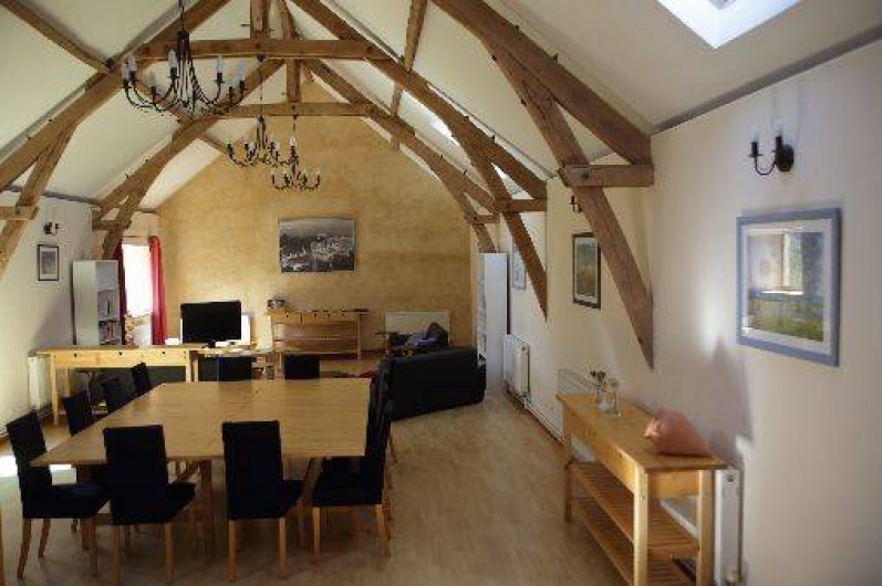 Location de vacances - Gîte à Saint-Amand-de-Coly - la pièce à vivre