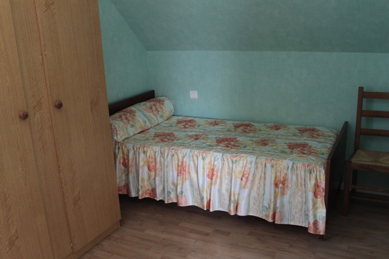 Location de vacances - Gîte à Peyrouse - Chambre triple