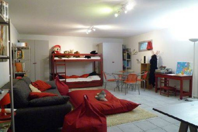 Location de vacances - Villa à Caluire-et-Cuire - la salle de jeu /dortoirs
