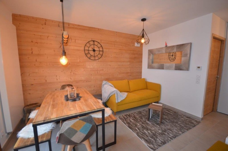 Location de vacances - Appartement à Les Gets - Salon / salle à manger