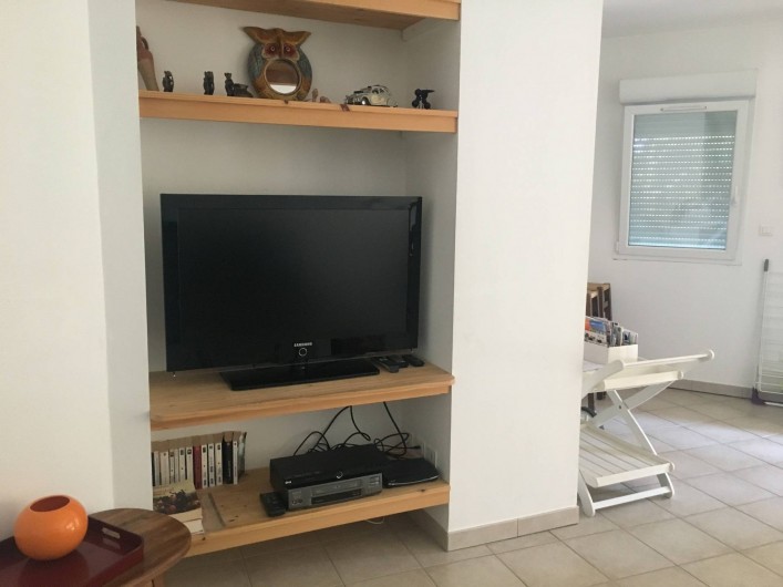 Location de vacances - Appartement à Villeneuve-lès-Avignon - TV Grand Ecran